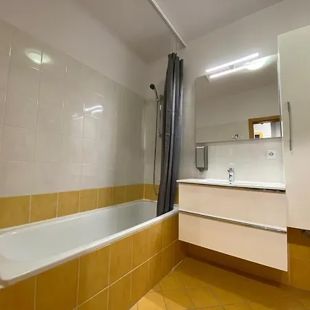 B2B Apartments Apartment *