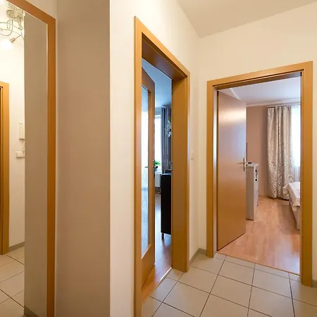 B2B Apartments *