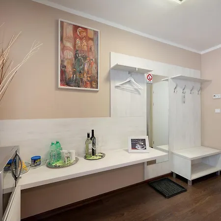B2B Apartments *
